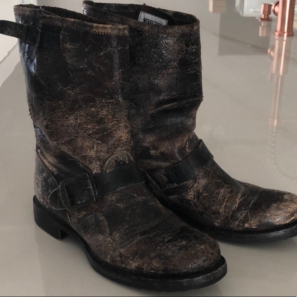 Frye short boots